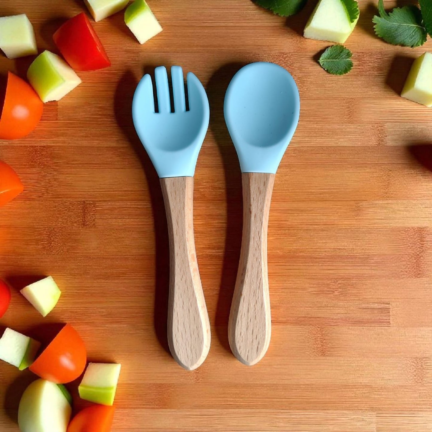 Cubiertos de Madera Celeste